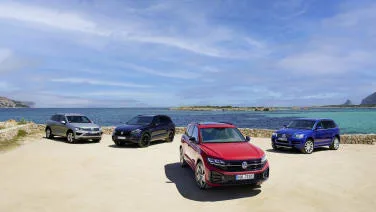 Facelifted VW Touareg adds standard equipment, tech, and razzle dazzle
