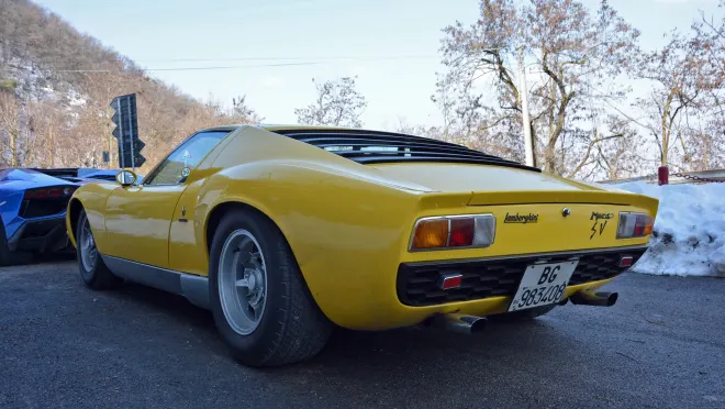 Lamborghini Miura Retro Review: What it's like to drive the original  supercar - Autoblog