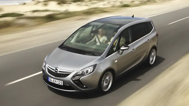 spade olie moederlijk Opel reveals production Zafira Tourer [w/video] - Autoblog