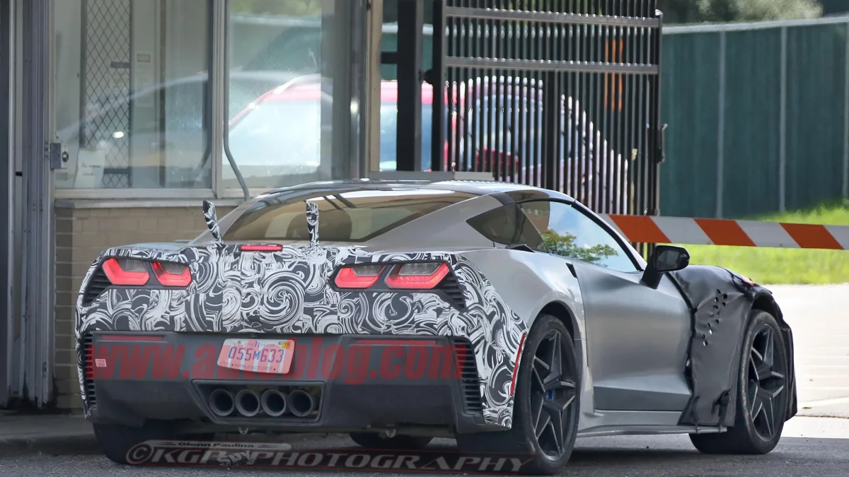 Chevrolet Corvette ZR1 rear spy shots Photo Gallery