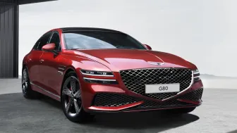 <h6><u>2022 Genesis G80 is more expensive, adds Sport model with rear-wheel steering</u></h6>
