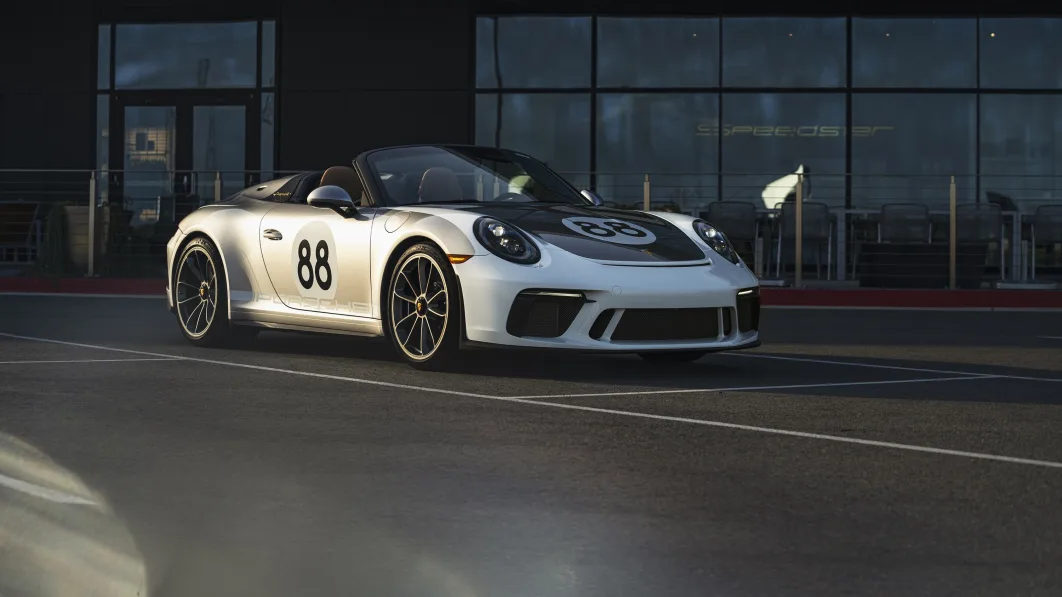 Porsche-911-Speedster--front