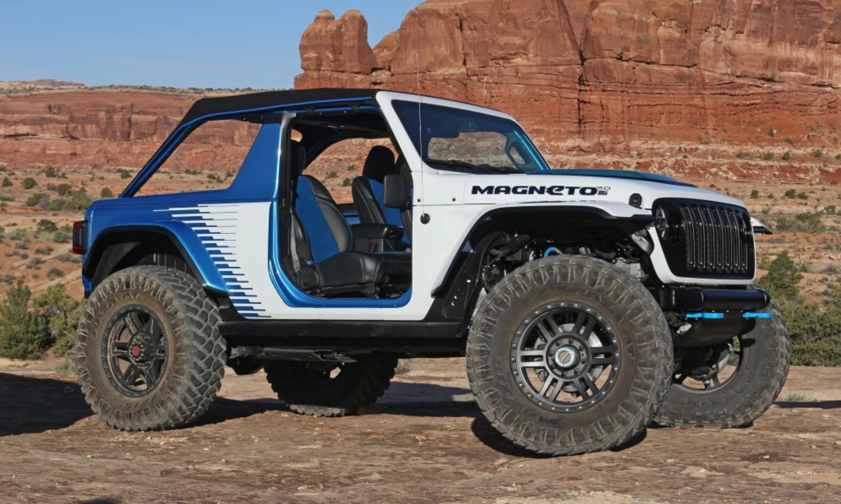 Jeep Magneto  Concept Drive | It's a manual EV! Cool? - Autoblog