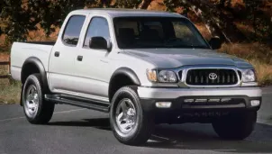 (Base V6) 4x4 Double-Cab 121.9 in. WB