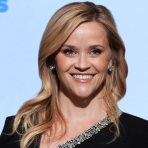 Reese Witherspoon, 48, adores these nurse-approved (and on sale!) Tretorn sneakers