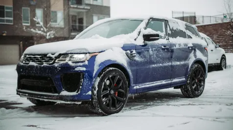 <h6><u>Land Rover Range Rover Sport SVR in the Snow</u></h6>