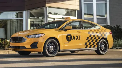 <h6><u>Ford Fusion hybrid and diesel Transit Connect taxis revealed</u></h6>