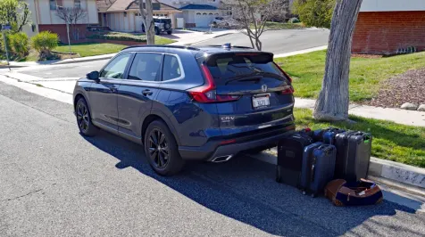<h6><u>Honda CR-V Luggage Test: How much cargo space?</u></h6>