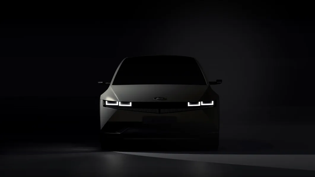 2022 Hyundai Ioniq 5 preview image
