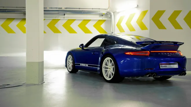 Porsche celebrates 5M Facebook fans with crowdsourced one-off 911 - Autoblog