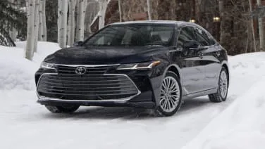 2021 Toyota Avalon Review | What's new, interior space, AWD vs Hybrid