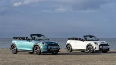 More stick shift models added to MINI's 2024 lineup