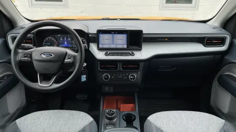 <h6><u>2022 Ford Maverick XLT interior</u></h6>