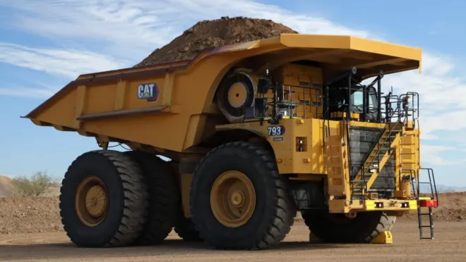Specimen Tol Transistor Watch as Caterpillar tests a giant electric mining truck prototype -  Autoblog