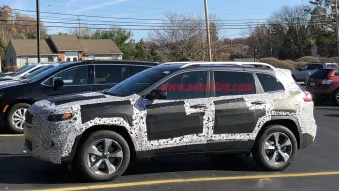 2019 Jeep Cherokee Spy Shots