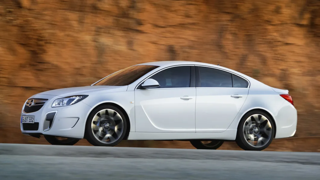 Opel Insignia OPC 270-km/h Sedan