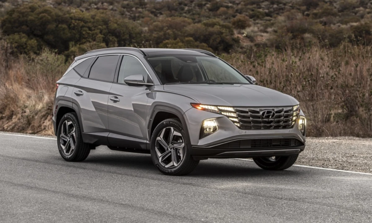 tumor Implementeren onderschrift 2022 Hyundai Tucson Review | Spring for a hybrid - Autoblog
