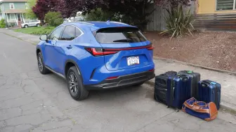 <h6><u>Lexus NX Luggage Test: How much cargo space?</u></h6>