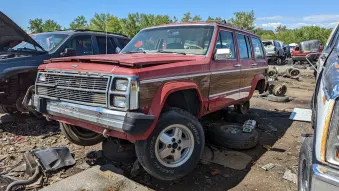 Junked 1987 Jeep Wagoneer