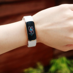 Fitbit Luxe review: A tiny tracker that’s both easy and hard on the eyes