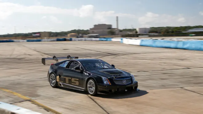 Cadillac CTS-V Coupe race car finishes first test at Sebring