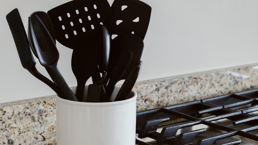 Best nontoxic kitchen utensils to replace your black plastic spatulas and spoons